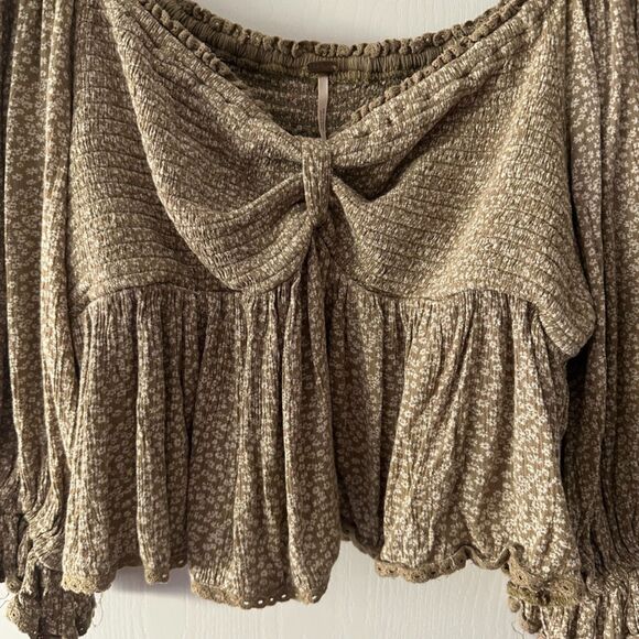 Free People Womens Brittnee Print Smocked Back Peplum Top Floral Size Large - Picture 4 of 9